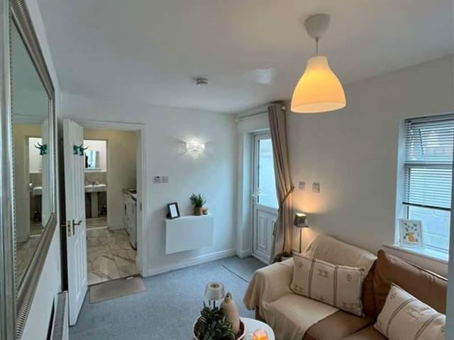 Studio to rent in Blanchardstown, North Tipperary