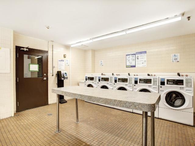 Apartment for rent in Toronto, Golden Horseshoe