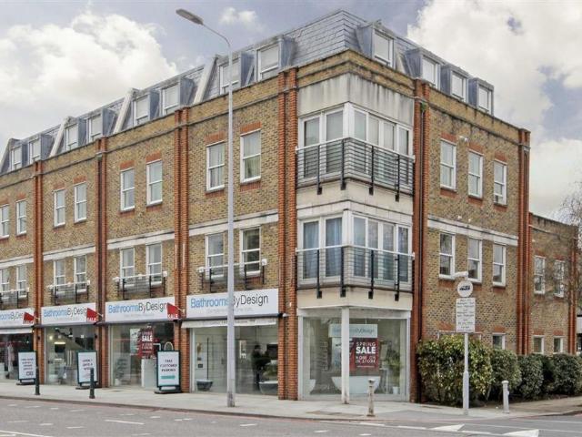 Apartment for rent in North Sheen, Greater London