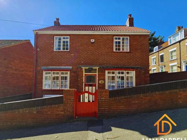 House for sale in The Old Town, Scarborough