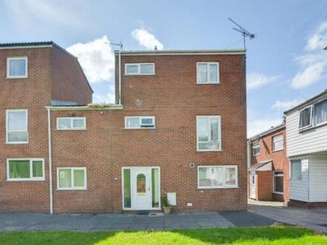 House for sale in Digmoor, Roby Mill