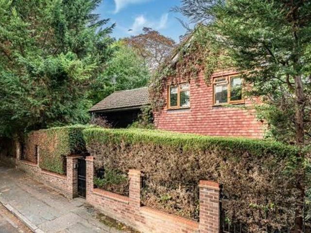 House for sale in City of London, Greater London