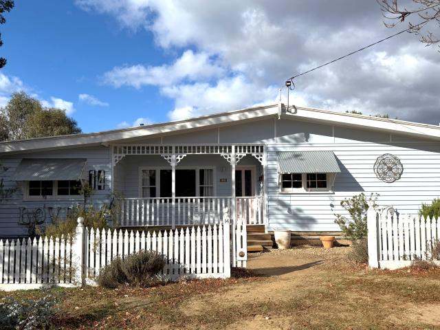 House for rent in Castlemaine, Victoria