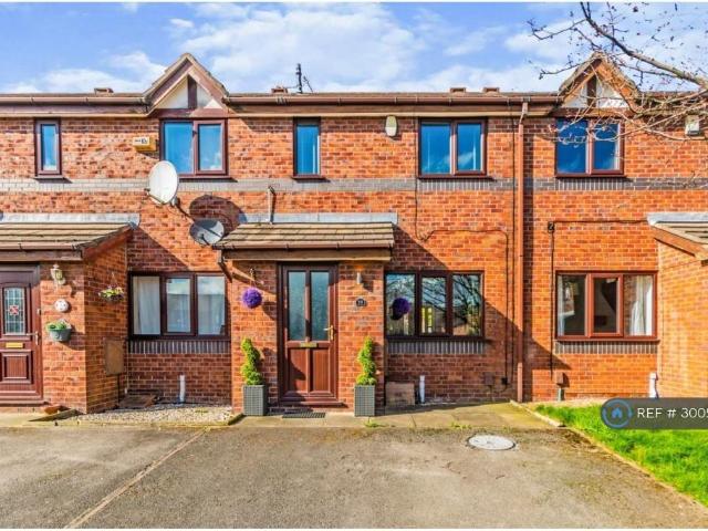 House for rent in Barton upon Irwell, Salford