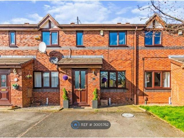 House for rent in Barton upon Irwell, Salford