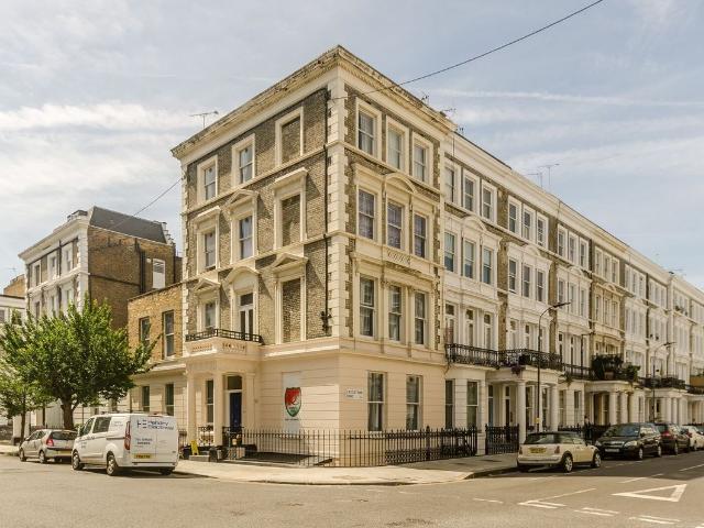 Studio for rent in West Kensington, Greater London