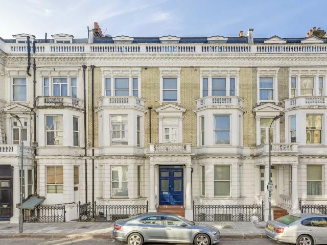Studio for rent in West Kensington, Greater London