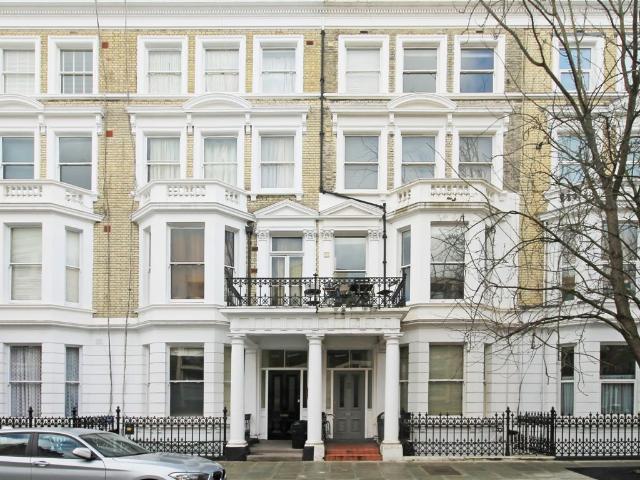 Studio for rent in West Kensington, Greater London