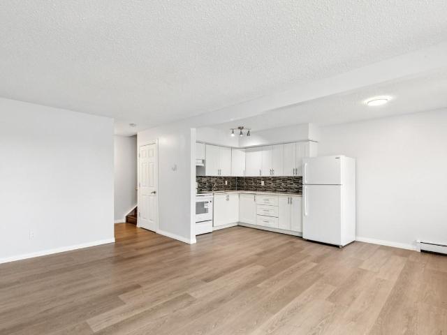 House for rent in Wedgewood, Alberta