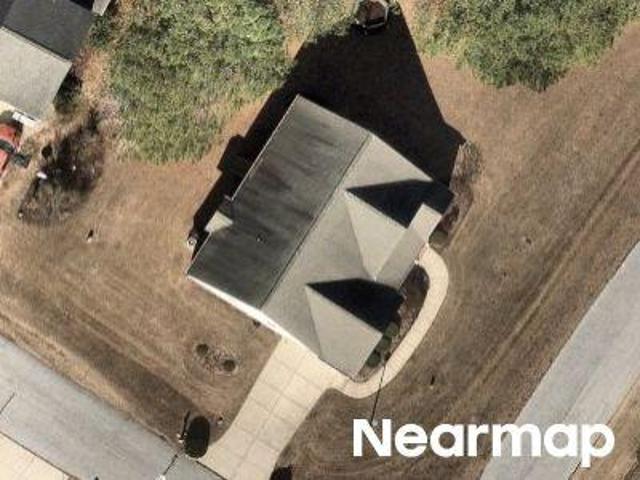 House for sale in Clayton