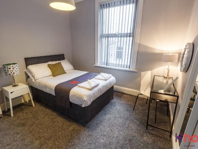 Room for rent in Calderstones