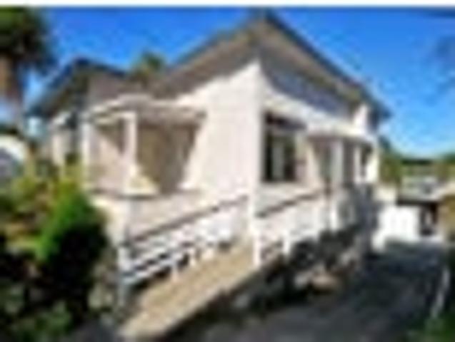 Apartment for rent in Castor Bay, Devonport-Takapuna