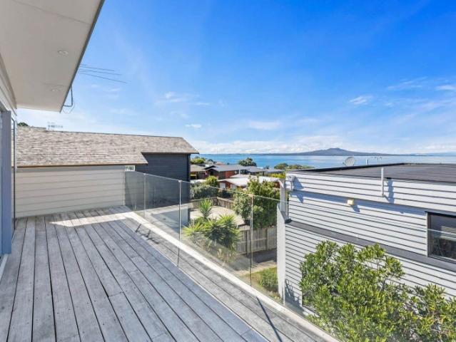 Apartment for rent in Wairau Valley