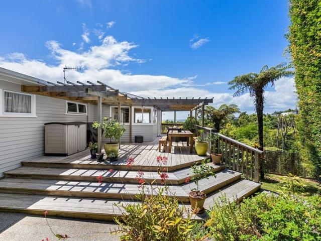 House for rent in Castor Bay, Oroua County