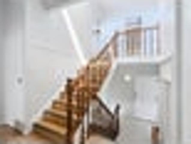 House for rent in Castor Bay