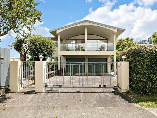 House for rent in Wairau Valley