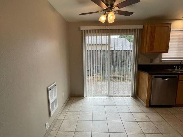 Apartment for rent in Four Corners, Marion County