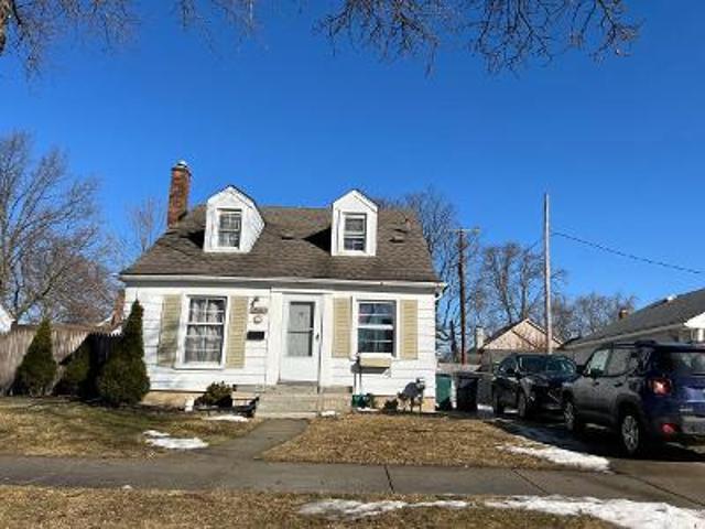 House for sale in Berkley House for sale in Berkley