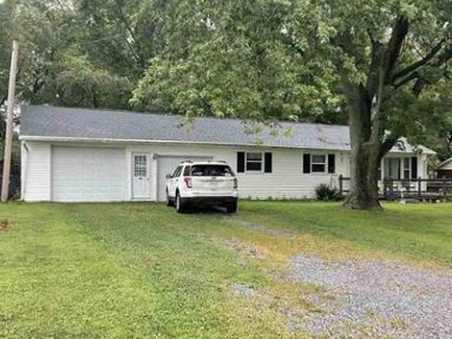 House for sale in Albion, Illinois