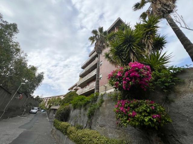 Attico in vendita a Catania, Sicilia