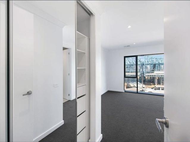 House for rent in New Port, Adelaide