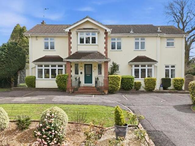 House for sale in Queens Park, Billericay