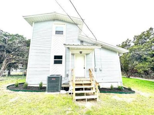 House for sale in Whitney House for sale in Whitney