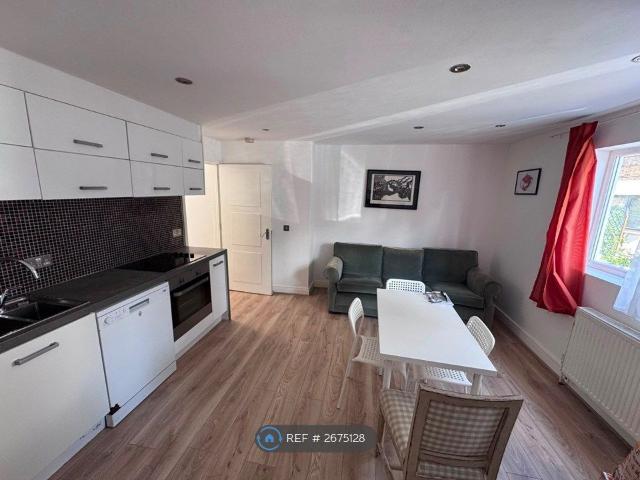 House for rent in London Borough of Lewisham, Greater London