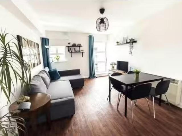Apartment to rent in Bluebell, North Tipperary