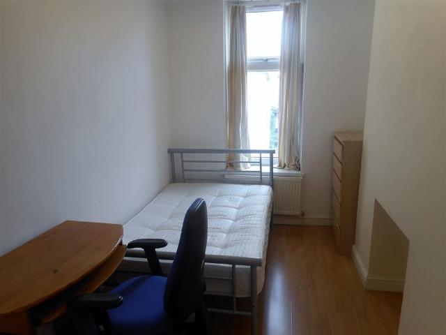 House for rent in Falcon Lodge, Wales