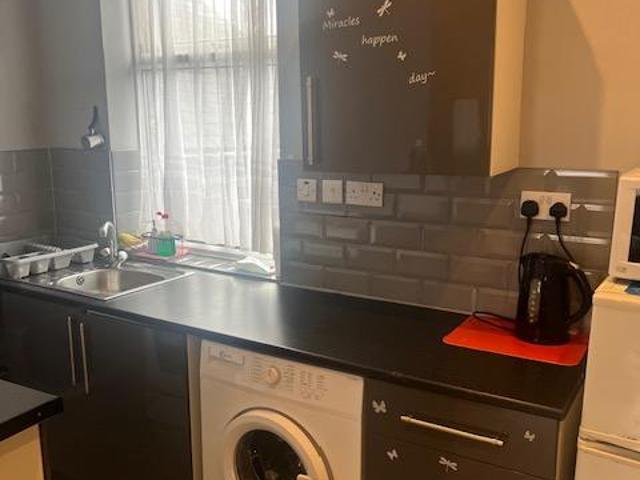 Apartment for rent in Maindy, Cardiff