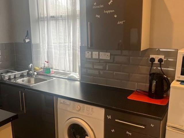Apartment for rent in Maindy, Cardiff