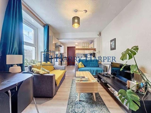 Apartment for rent in Maindy, Cardiff