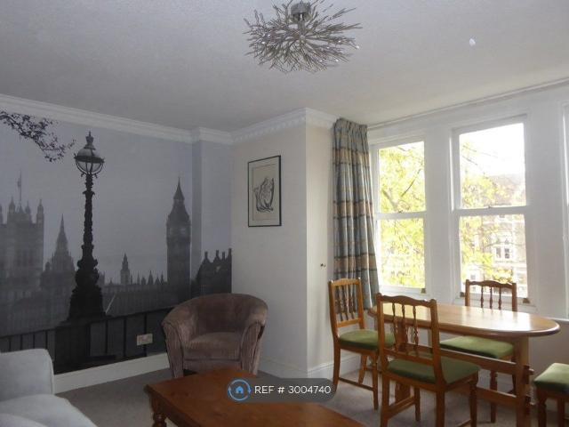 Apartment for rent in Falcon Lodge, Wales