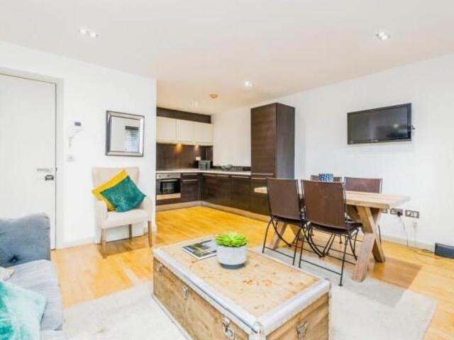 Apartment for rent in Falcon Lodge, Wales