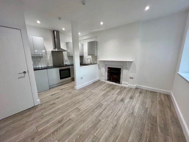 Studio for rent in Pontcanna, Cardiff