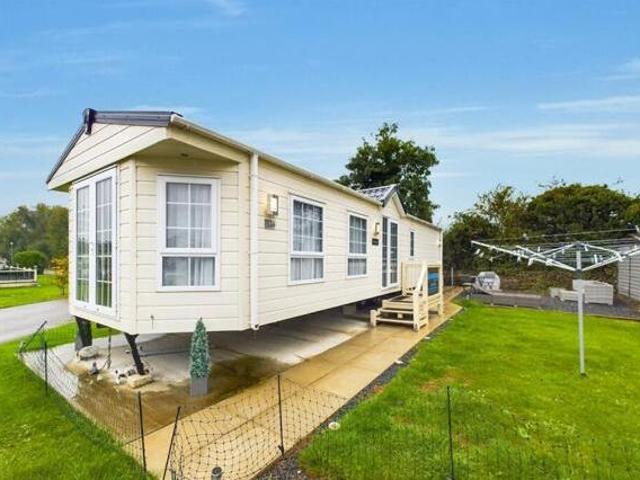 House for sale in Ermine East, Brayford