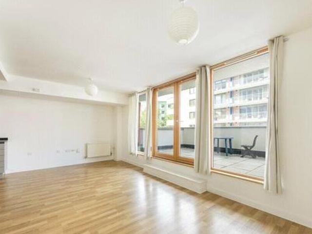 House for sale in Feckenham, City Of Bristol