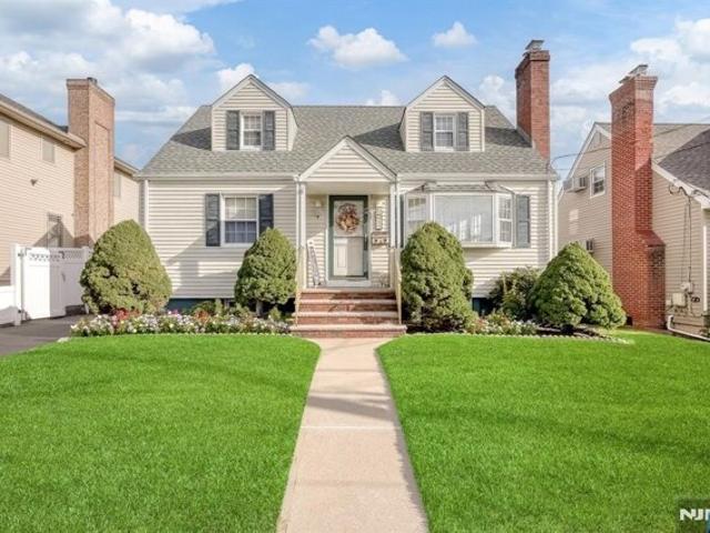 House for sale in Saddle Brook, Bergen County