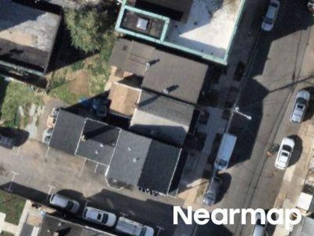 House for sale in Elizabeth, New Jersey