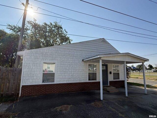 House for sale in Metropolis, Illinois