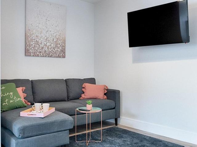 House for rent in Nangreaves, Wales