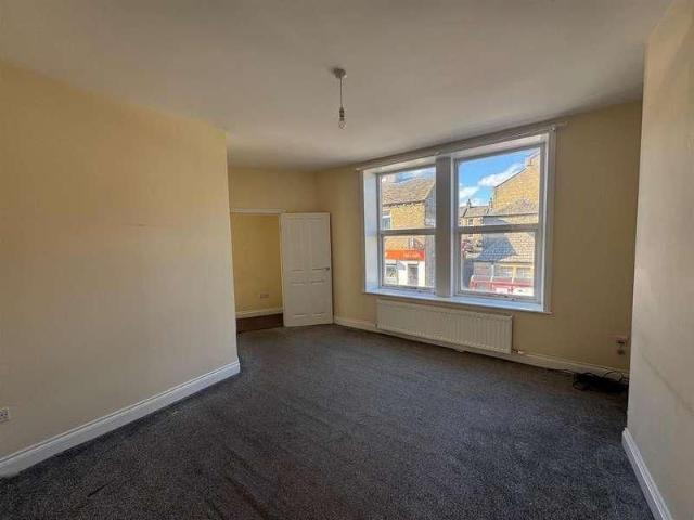 House for rent in Elland, Calderdale