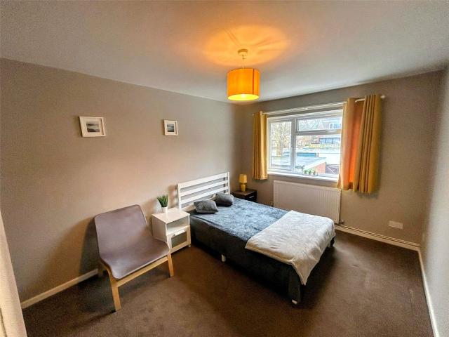 Room for rent in Stirchley, Telford