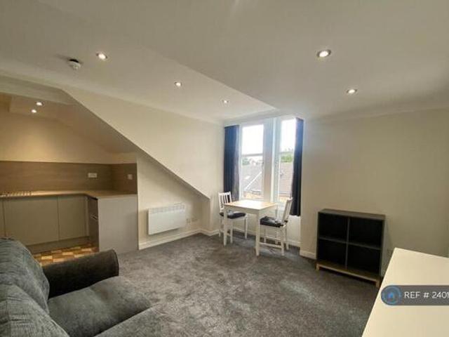 House for rent in Lyons, Greater London