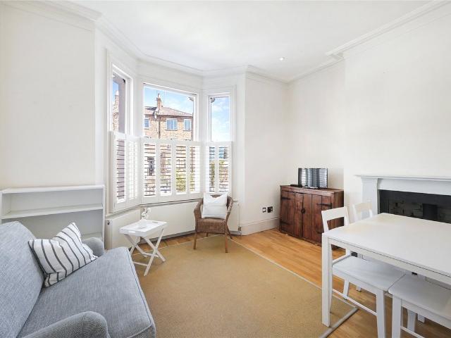 Apartment for rent in Shepherd's Bush, Greater London