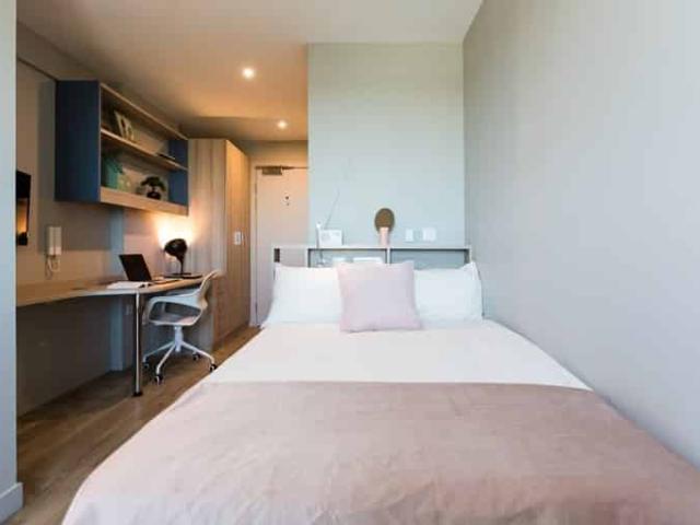 Apartment for rent in Bulk, Bare