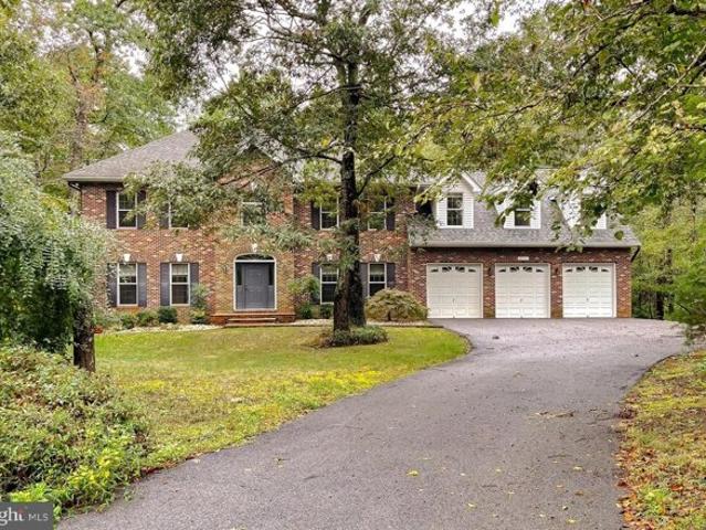 House for sale in California, Maryland
