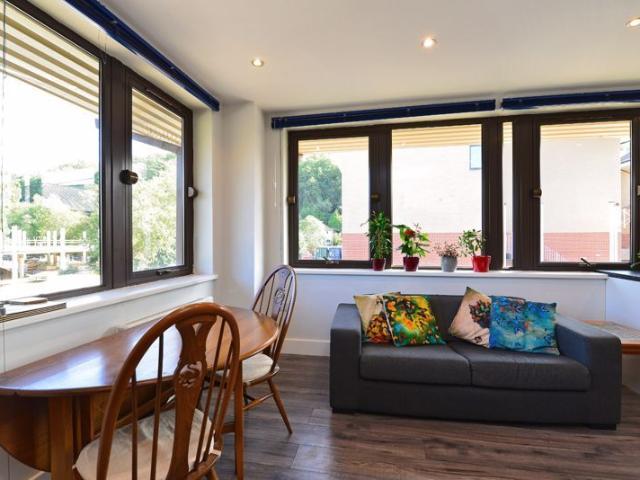 Apartment for rent in Catteshall, Fole
