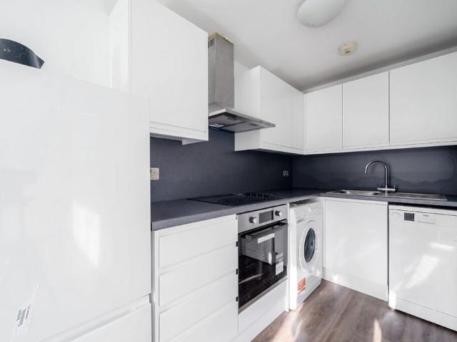 Apartment for rent in Catteshall, Fole